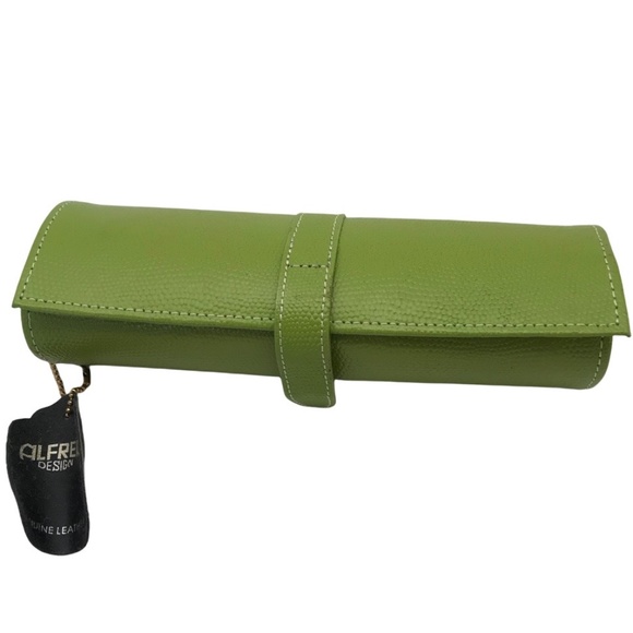 Green Travel Jewelry Case / Organizer NWT - Picture 1 of 5